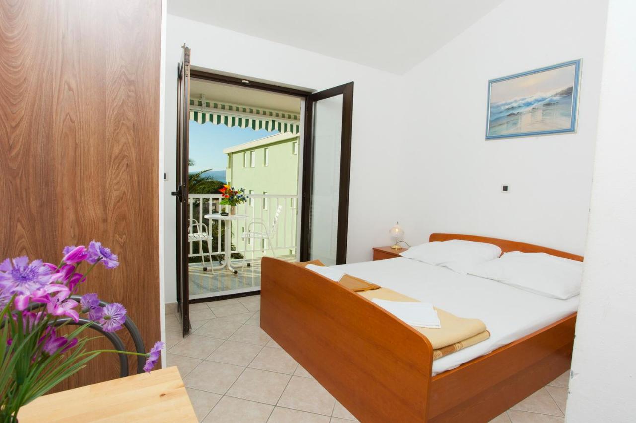 Apartments Marinko Promajna Pokoj fotografie